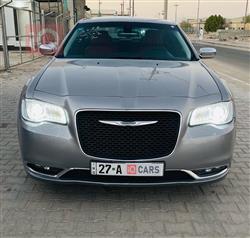 کرایسلەر 300